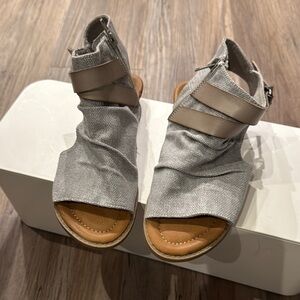 Gray and Tan Slouchy Sandals with Adjustable Straps